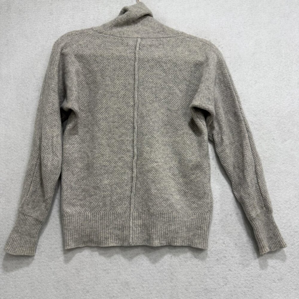 Max Studio Cashmere Sweater Womens Medium Gray Cowl Neck Thumbhole Pullover - Picture 6 of 8